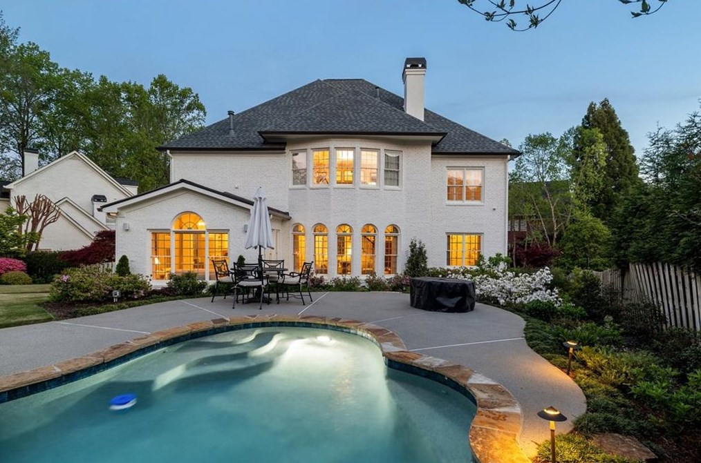 1088 Hunters Brook Ct, Atlanta GA  30319-4714 exterior