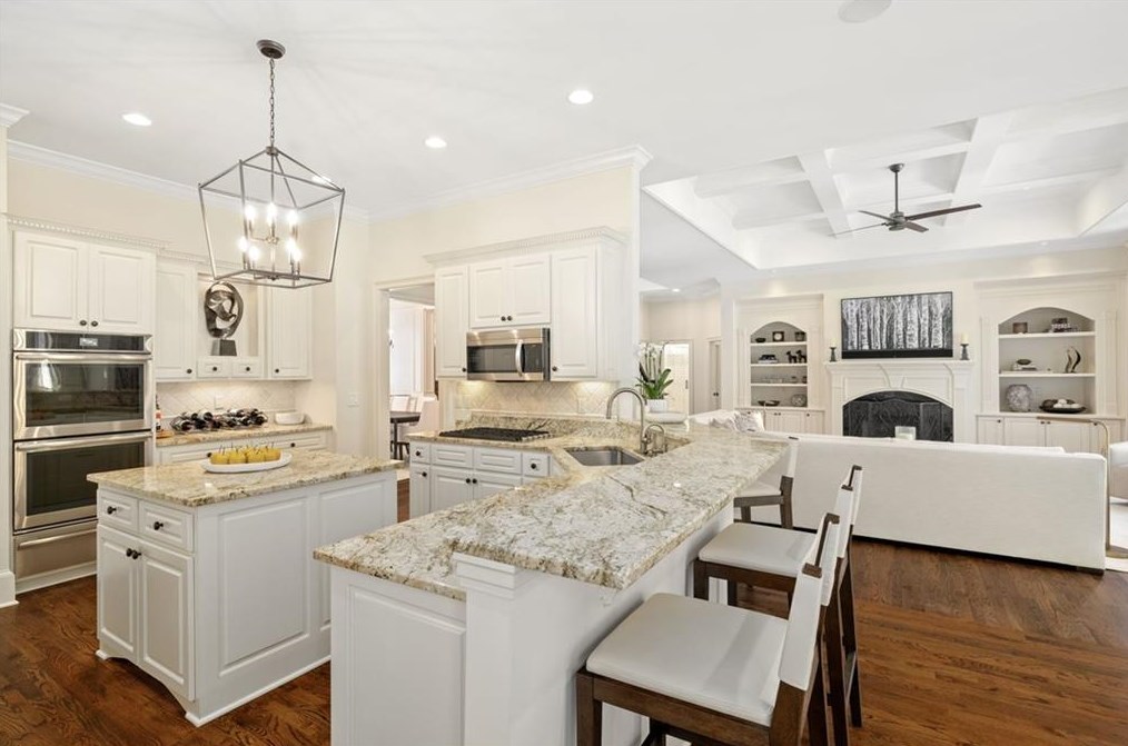 1088 Hunters Brook Ct, Atlanta GA  30319-4714 exterior