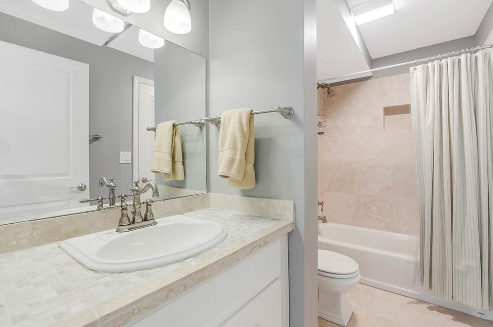 1538 Council Bluff Dr, Atlanta GA  30345-4136 exterior