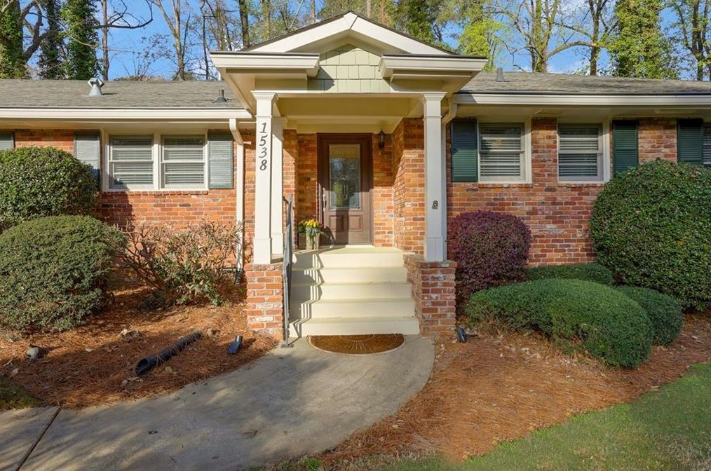 1538 Council Bluff Dr, Atlanta GA  30345-4136 exterior