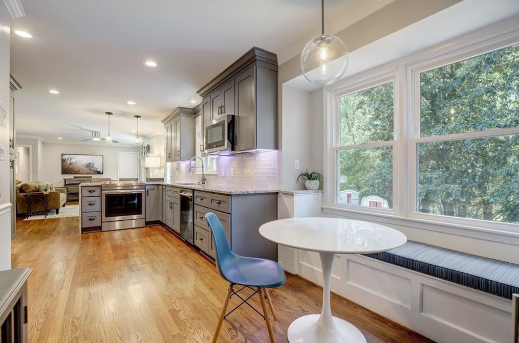 3837 Foxford Dr, Atlanta GA  30340-4406 exterior