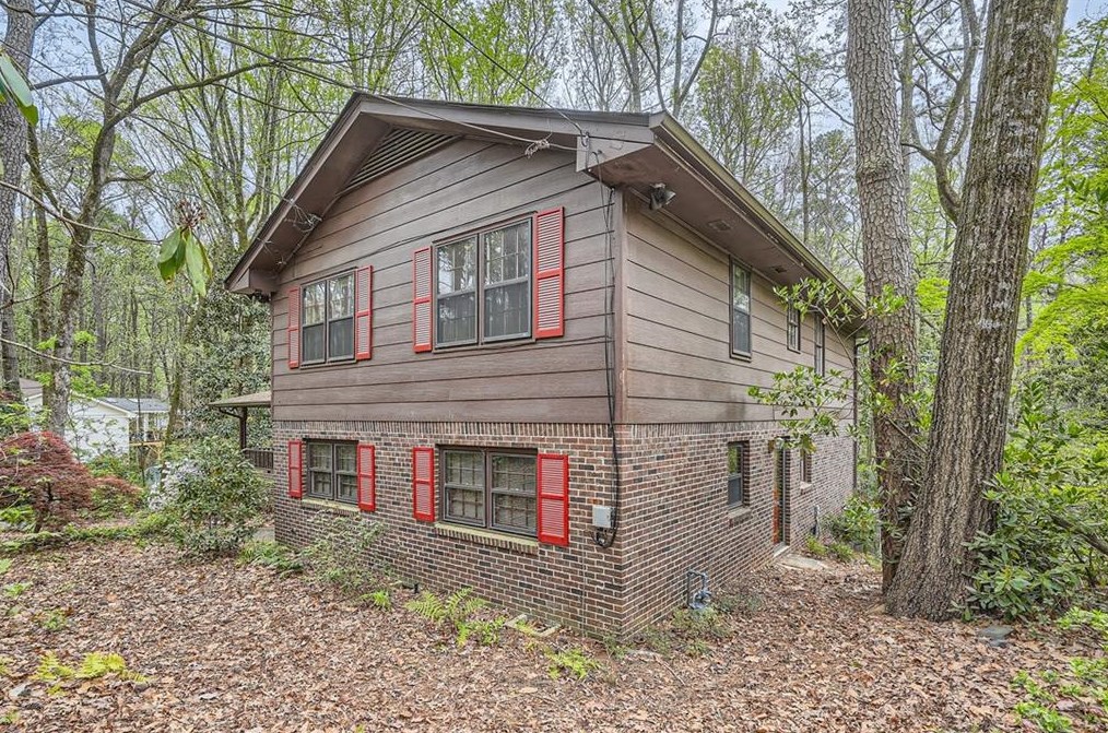 2255 Shasta Way, Atlanta GA  30345-2603 exterior