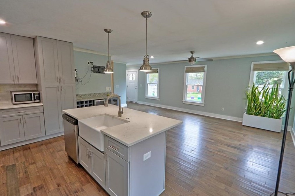 2012 Marco Dr, Decatur GA  30032-3936 exterior