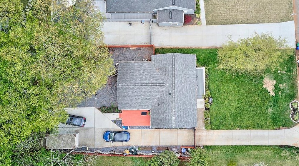 2012 Marco Dr, Decatur GA  30032-3936 exterior