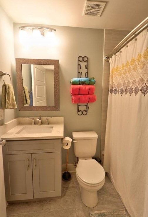 2012 Marco Dr, Decatur GA  30032-3936 exterior