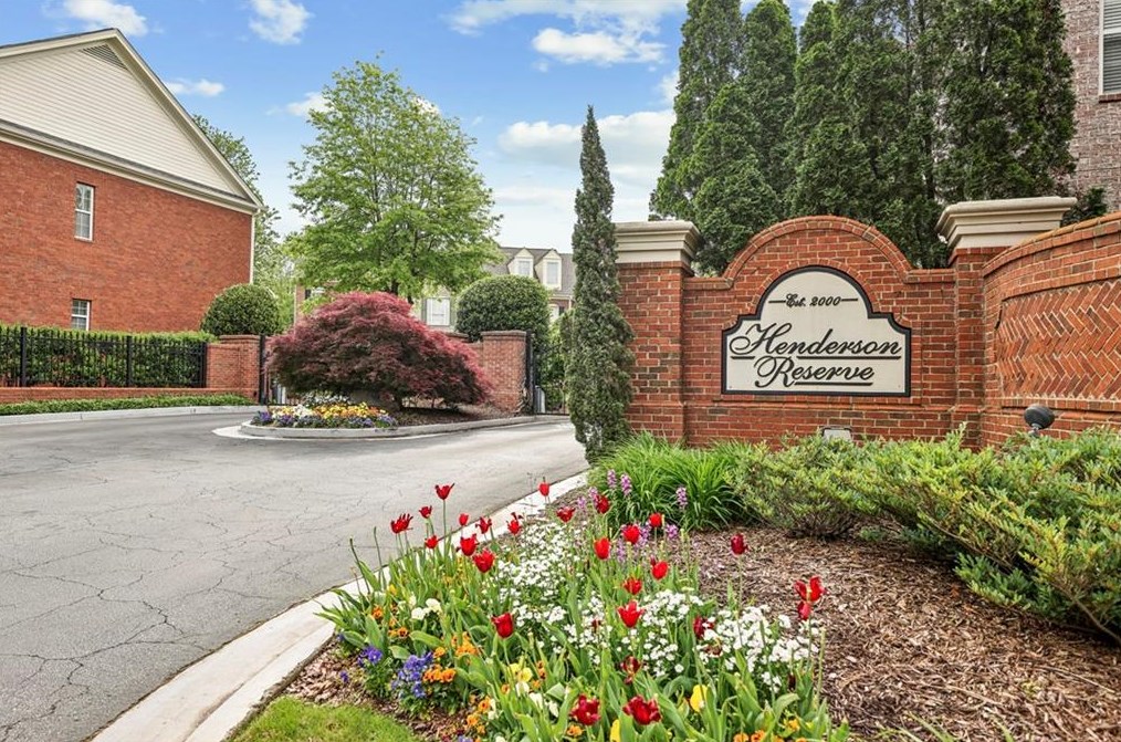 3425 Henderson Reserve, Atlanta GA  30341-6054 exterior