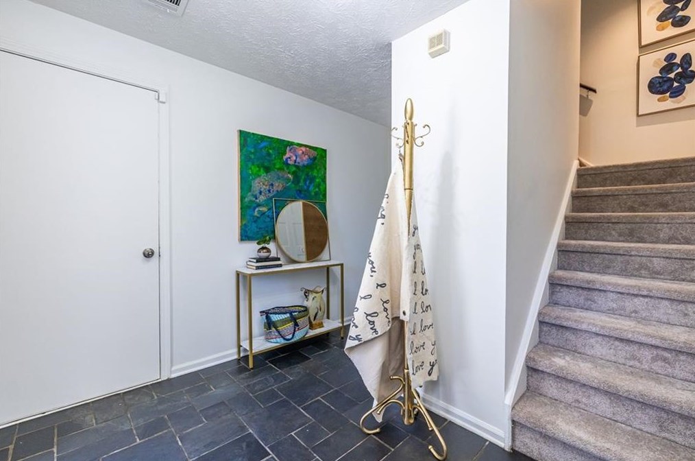 2121 Simsbury Ln, Atlanta GA 30338-6511 exterior