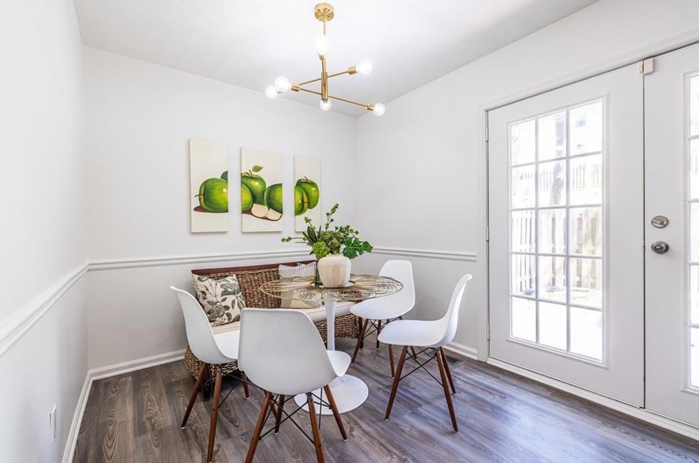 2121 Simsbury Ln, Atlanta GA 30338-6511 exterior