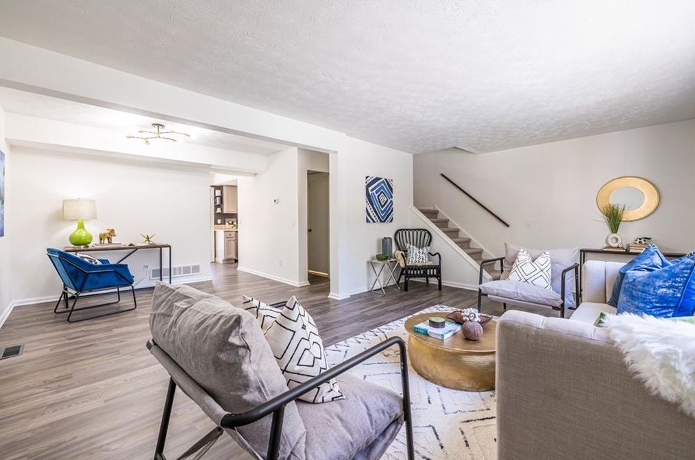 2121 Simsbury Ln, Atlanta GA 30338-6511 exterior