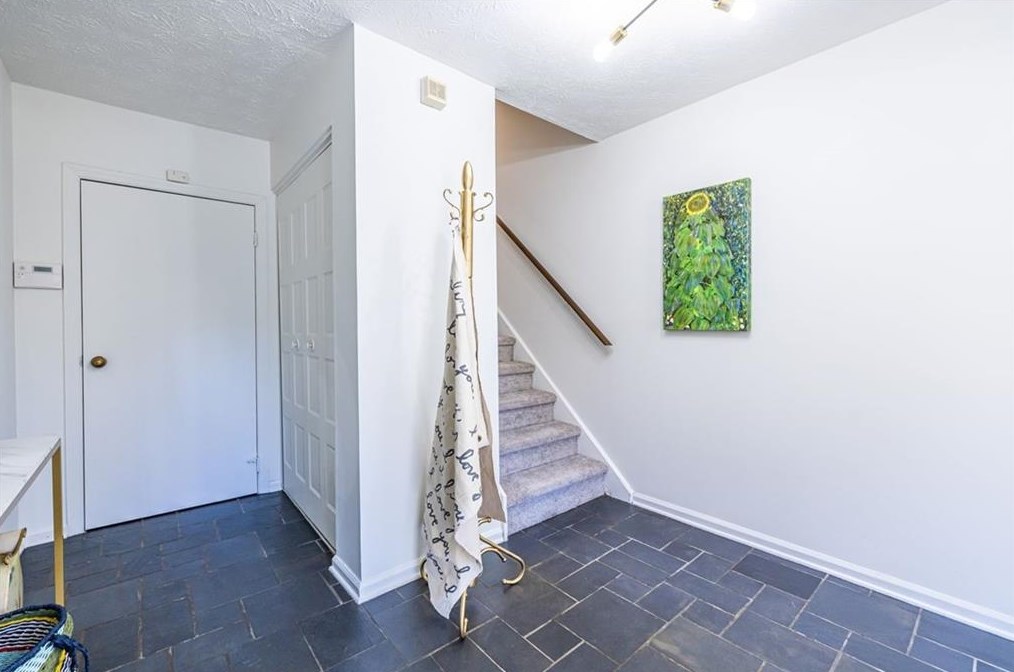 2121 Simsbury Ln, Atlanta GA 30338-6511 exterior