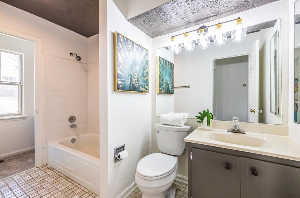 2121 Simsbury Ln, Atlanta GA 30338-6511 exterior