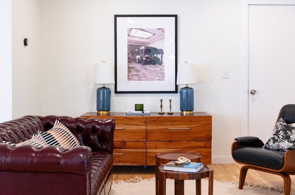 4000 Cooper Lk Rd, Smyrna GA  30082-3326 exterior