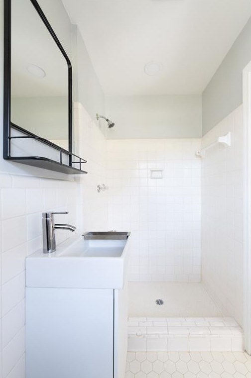 4000 Cooper Lk Rd, Smyrna GA  30082-3326 exterior