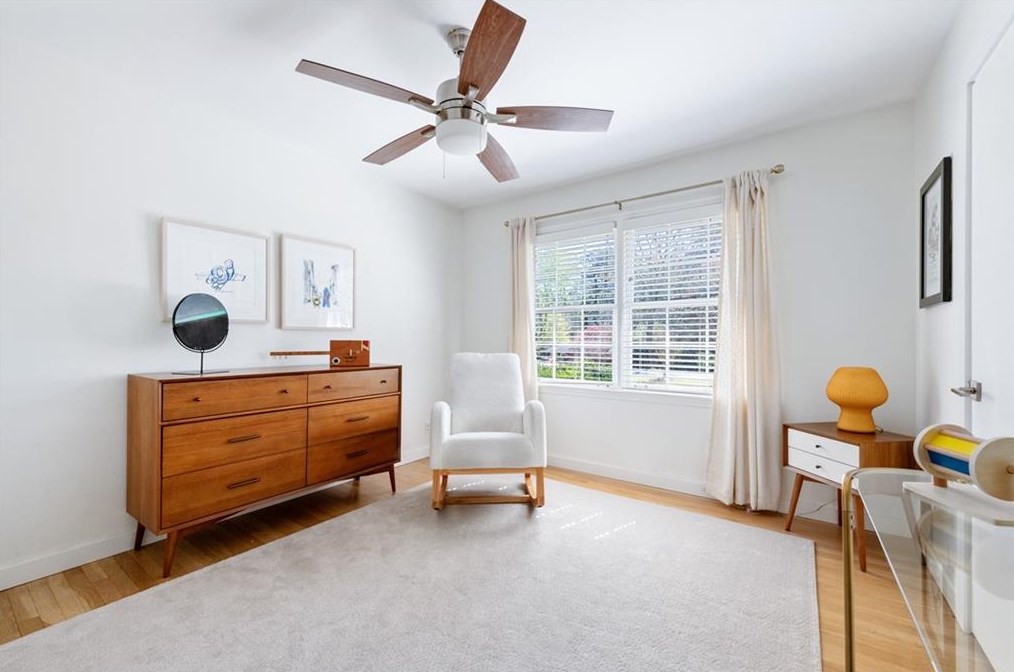 4000 Cooper Lk Rd, Smyrna GA  30082-3326 exterior