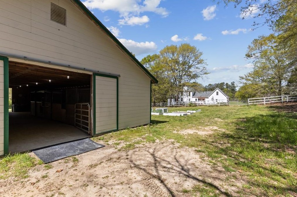 2140 Smyrna Rd, Conyers GA  30094-6169 exterior