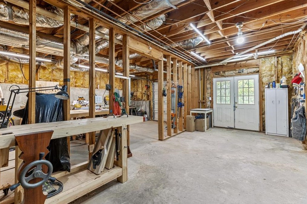 2140 Smyrna Rd, Conyers GA  30094-6169 exterior