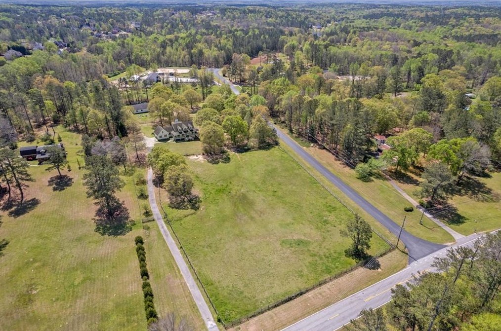 2140 Smyrna Rd, Conyers GA  30094-6169 exterior