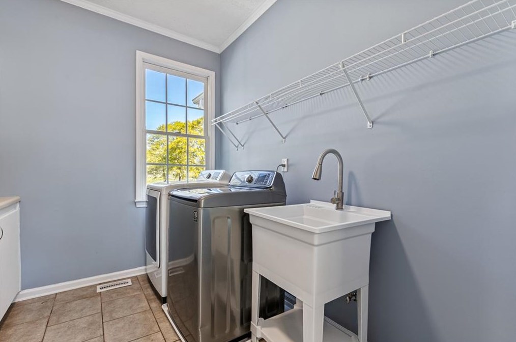 2140 Smyrna Rd, Conyers GA  30094-6169 exterior