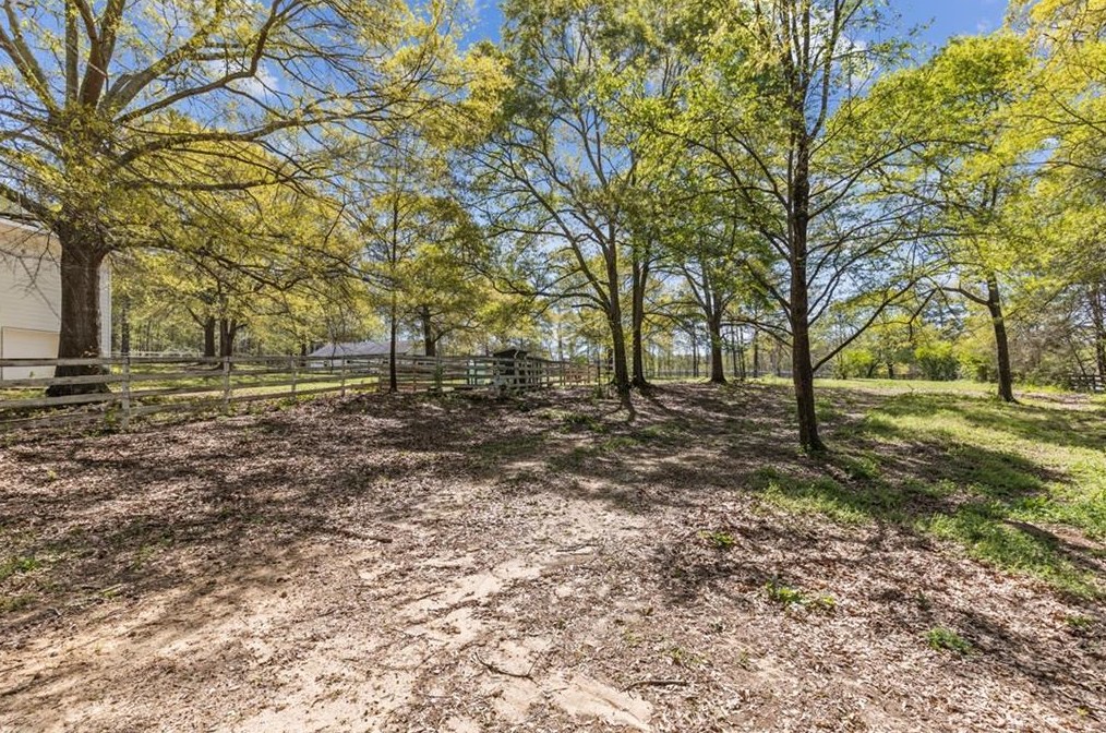 2140 Smyrna Rd, Conyers GA  30094-6169 exterior