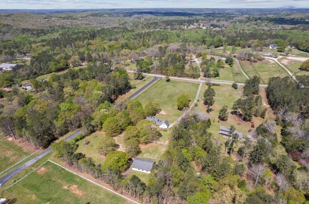 2140 Smyrna Rd, Conyers GA  30094-6169 exterior