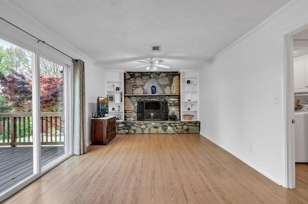 6849 Womack Ct, Atlanta GA  30360-1533 exterior