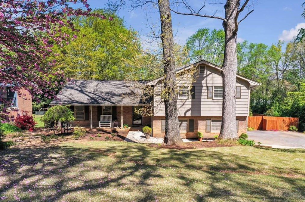 6849 Womack Ct, Atlanta GA  30360-1533 exterior