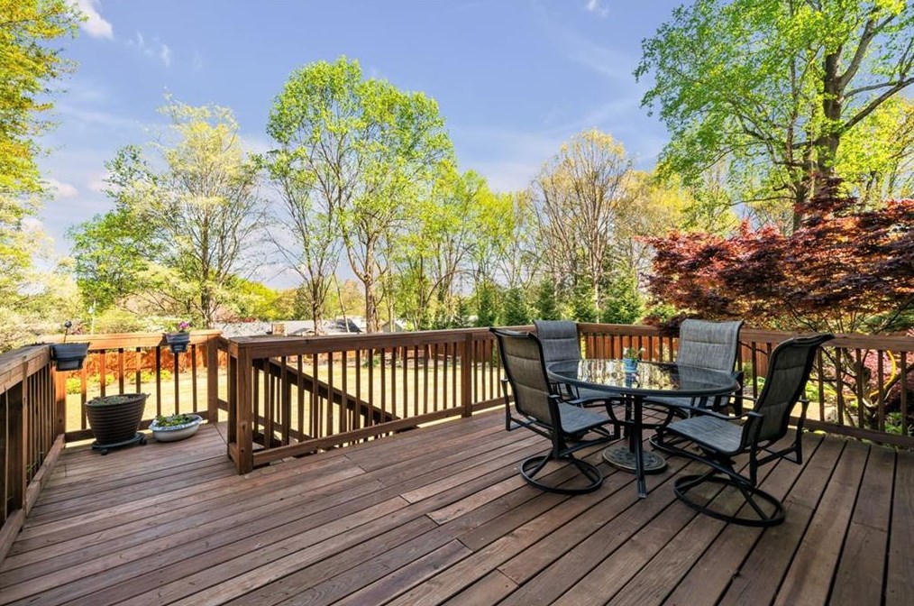 6849 Womack Ct, Atlanta GA  30360-1533 exterior
