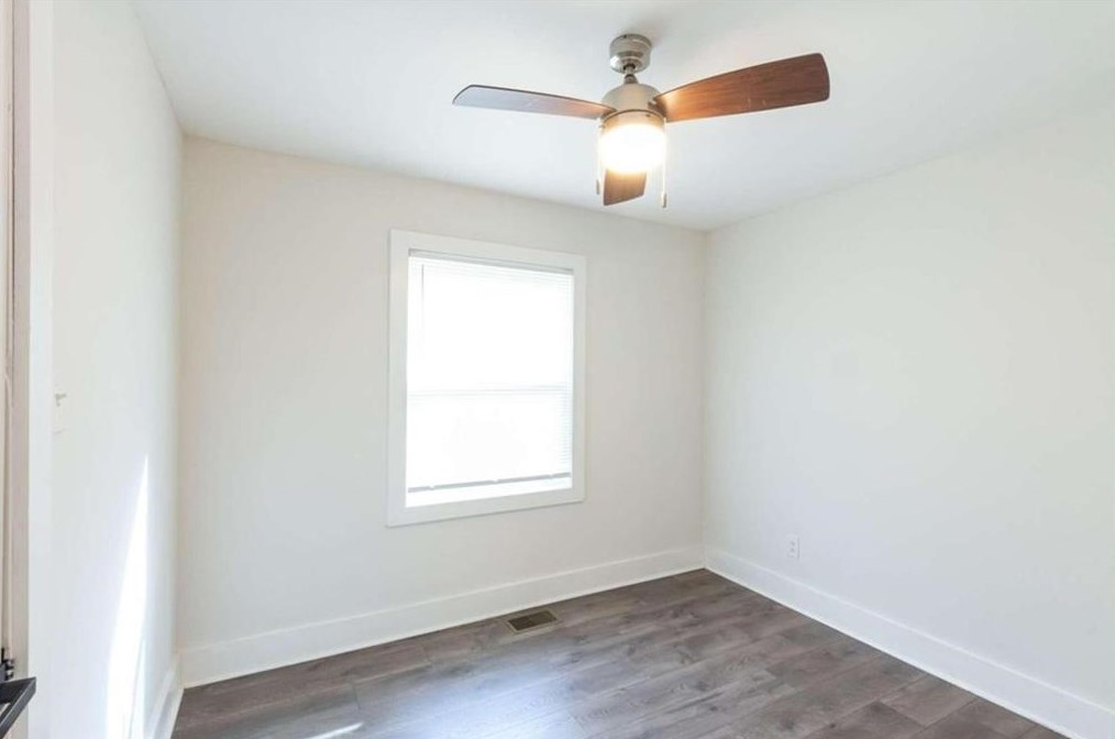 60 Finch Dr, Atlanta GA  30315-6502 exterior