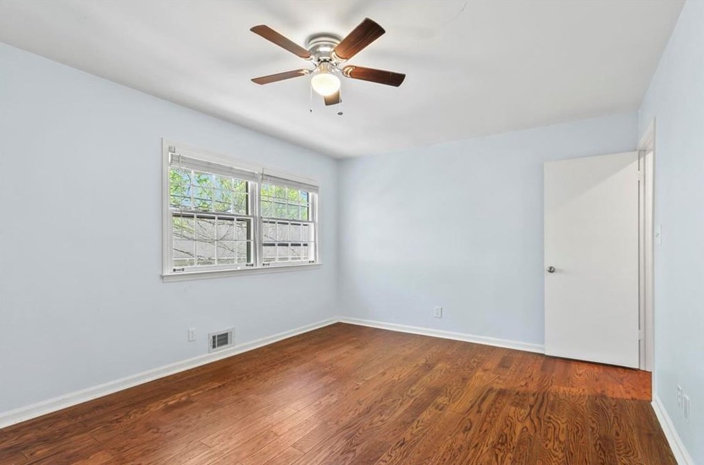 2747 Farmstead Rd, Smyrna GA  30080-2619 exterior