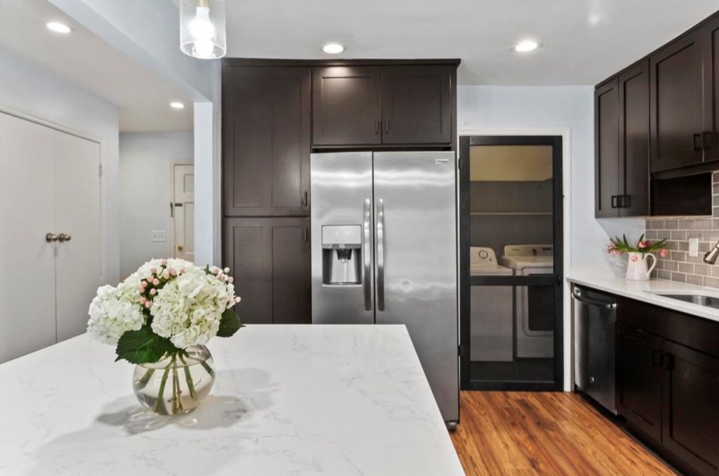 2747 Farmstead Rd, Smyrna GA  30080-2619 exterior