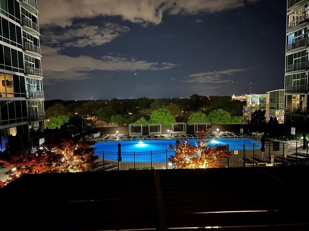 943 Peachtree St, Atlanta GA  30309-3936 exterior