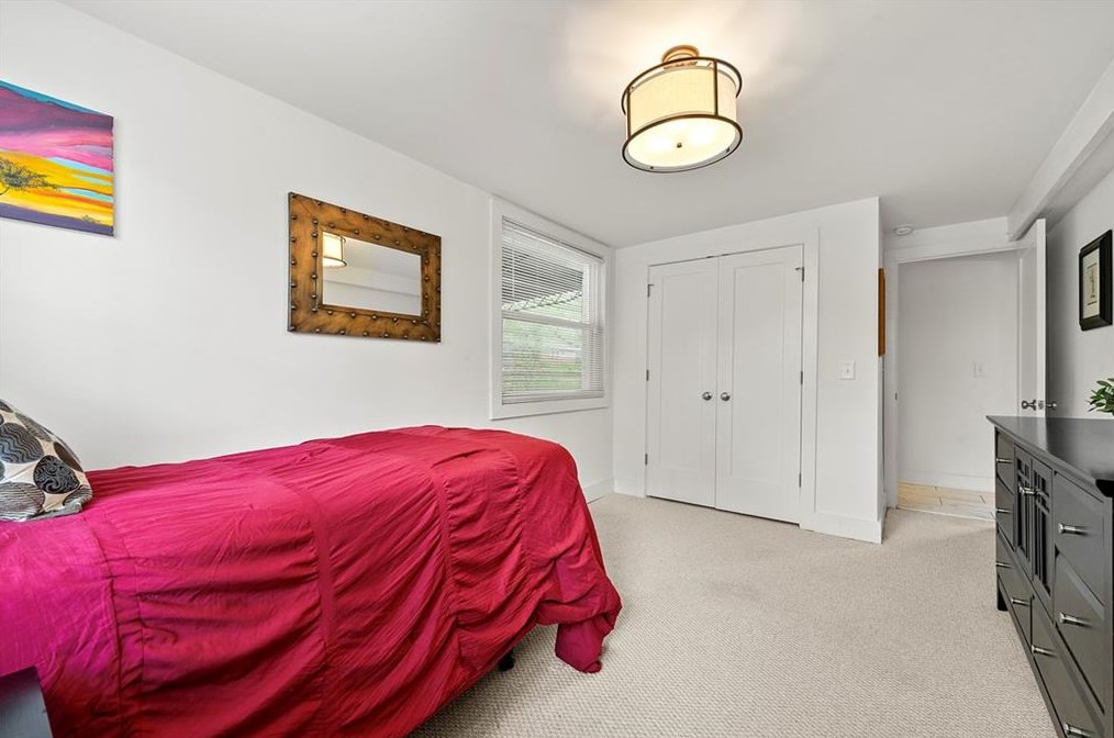 2868 Horse Shoe Dr, Atlanta GA  30316-4240 exterior