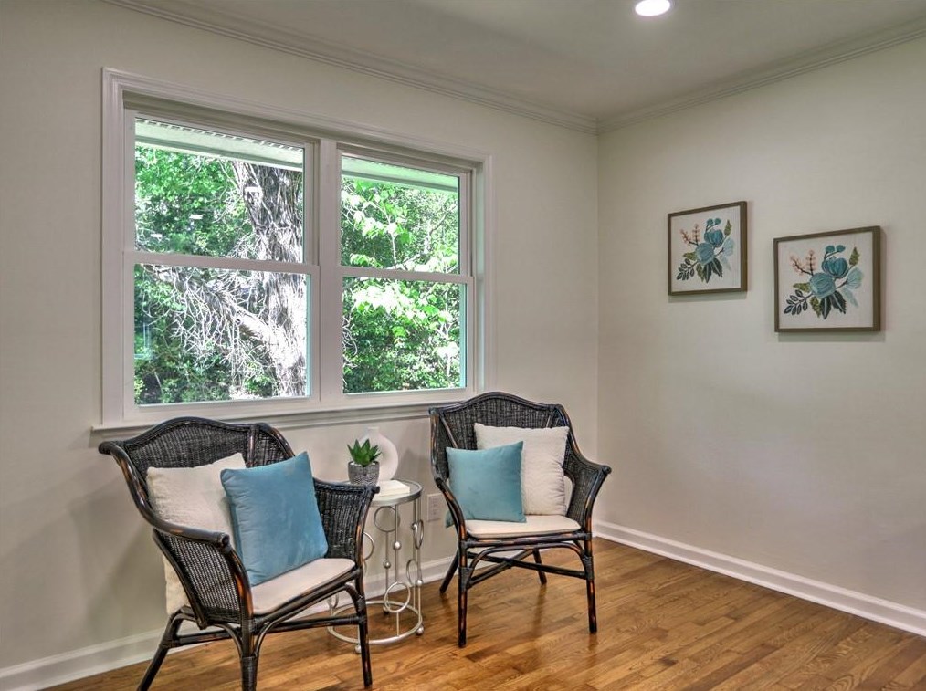 355 Brk Dr, Atlanta GA  30328-2110 exterior
