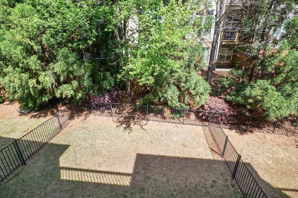 3121 Woodwalk Trce, Atlanta GA  exterior