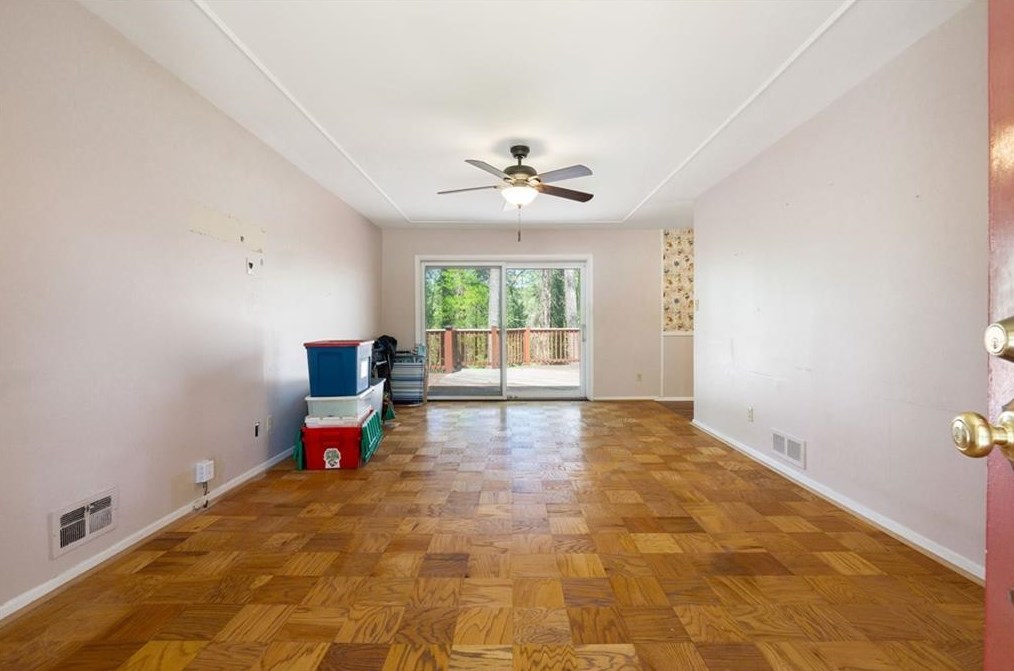 2284 Meadowvale Dr, Atlanta GA  30345-3545 exterior