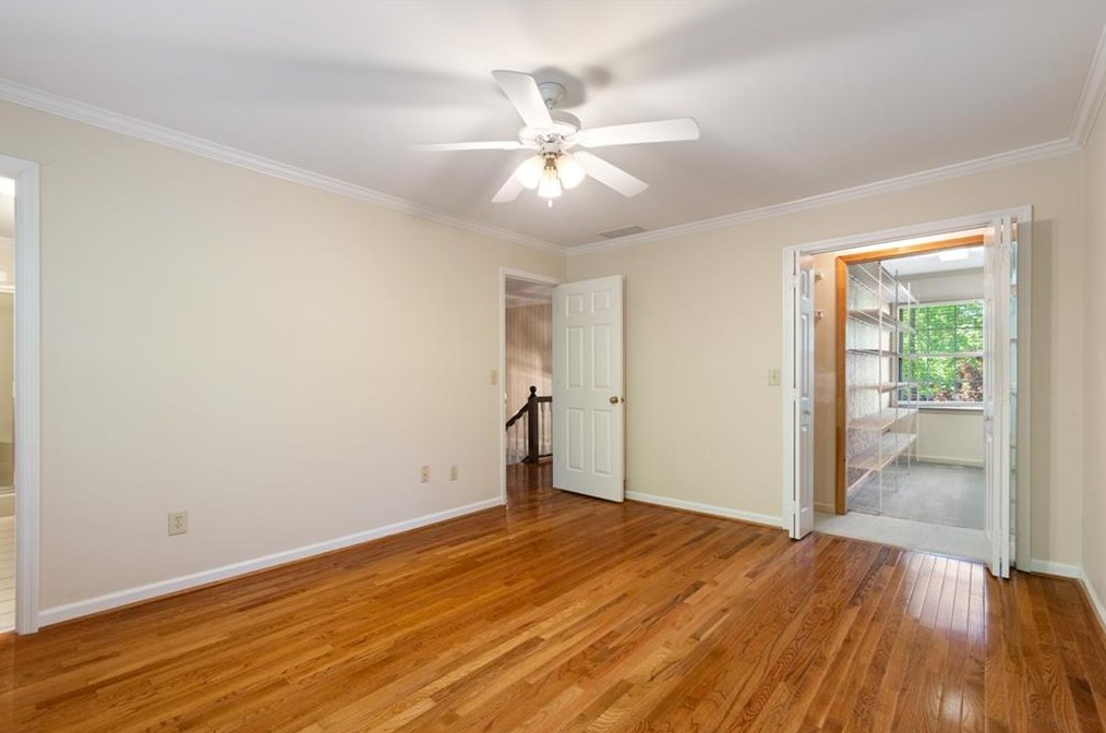 3846 Cherokee Frd, Gainesville GA 30506-3077 exterior