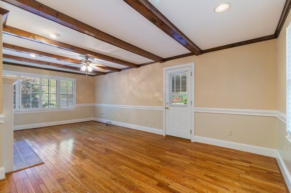 3846 Cherokee Frd, Gainesville GA 30506-3077 exterior