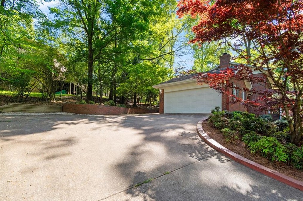 3846 Cherokee Frd, Gainesville GA 30506-3077 exterior