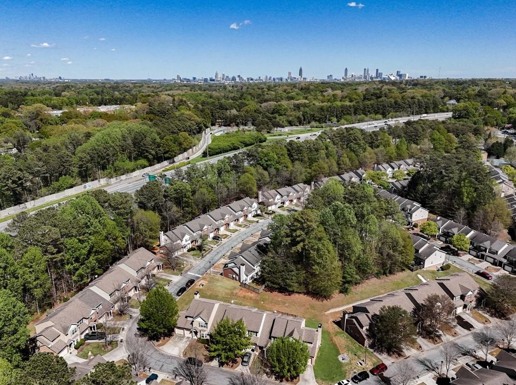 2509 Laurel Cir, Atlanta GA  30311-1236 exterior