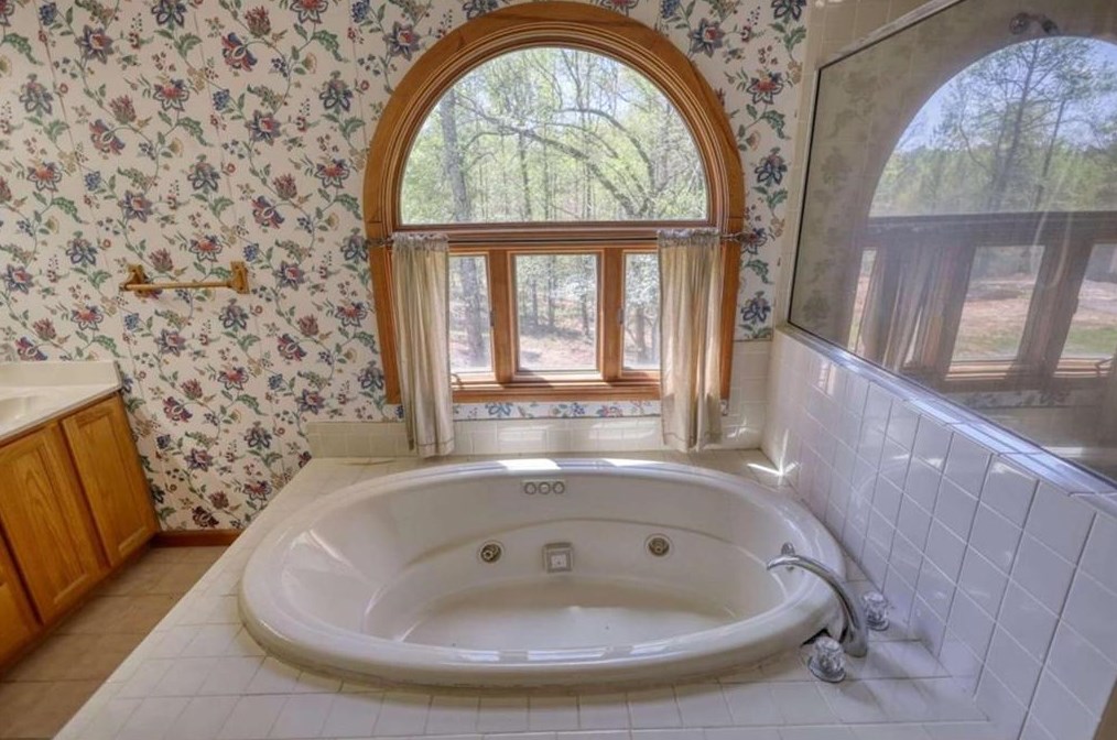 4281 Ingle Ct, Conyers GA  30012-1759 exterior