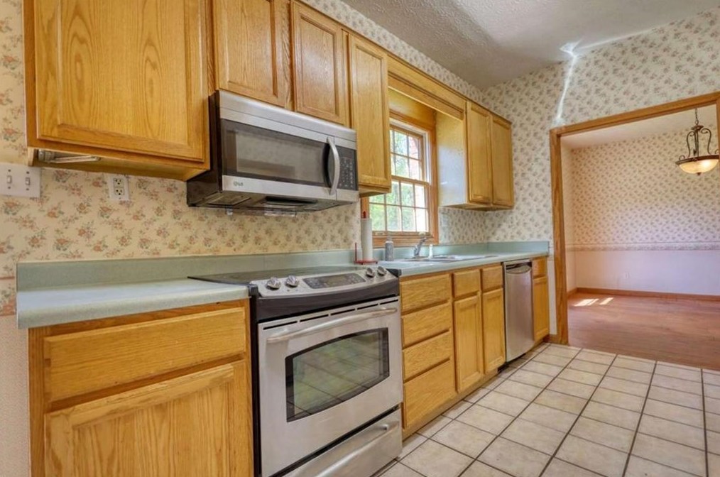 4281 Ingle Ct, Conyers GA  30012-1759 exterior