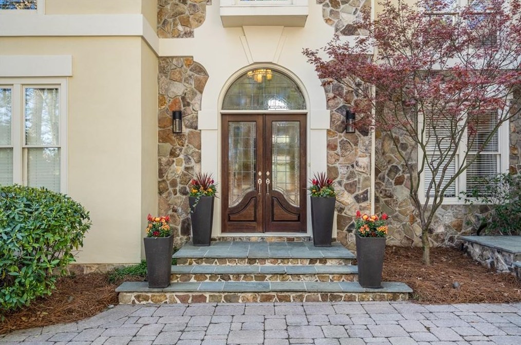 4335 Pemberton Cv, Alpharetta GA 30022-6345 exterior