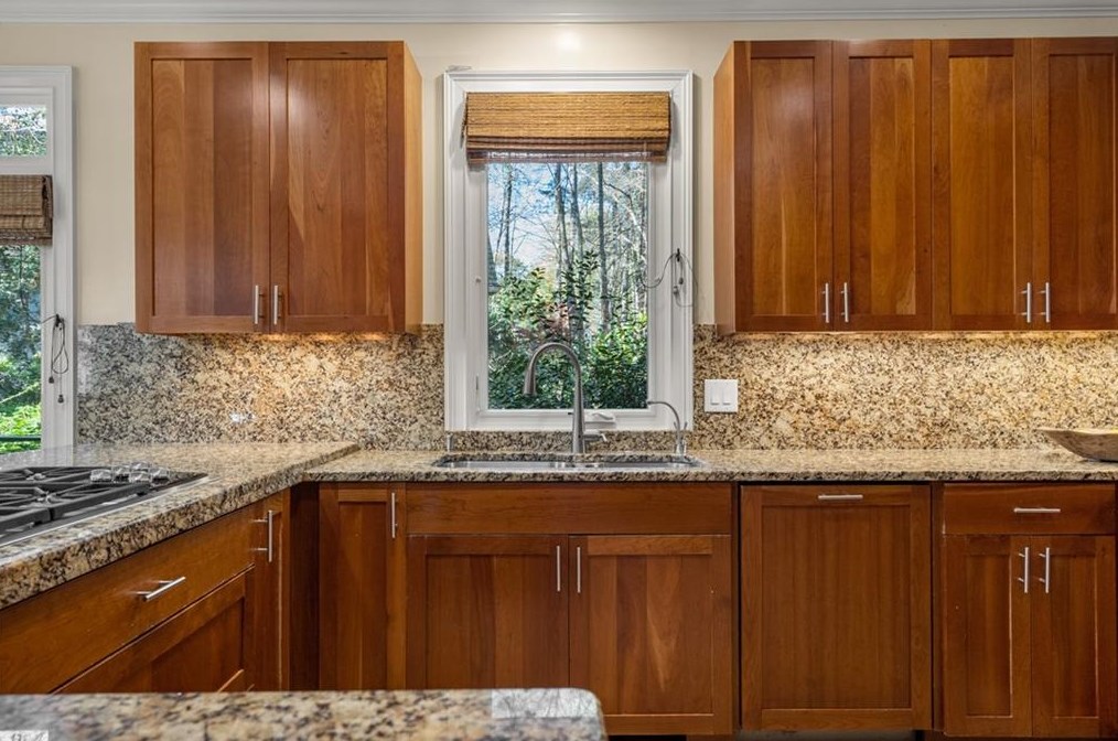 4335 Pemberton Cv, Alpharetta GA 30022-6345 exterior