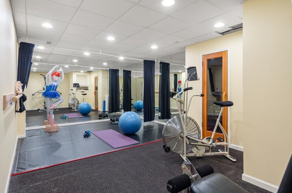 4335 Pemberton Cv, Alpharetta GA 30022-6345 exterior