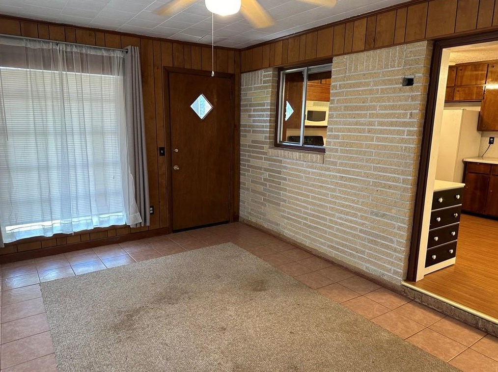 2544 Lake Capri Dr, Conyers GA  30012-2925 exterior