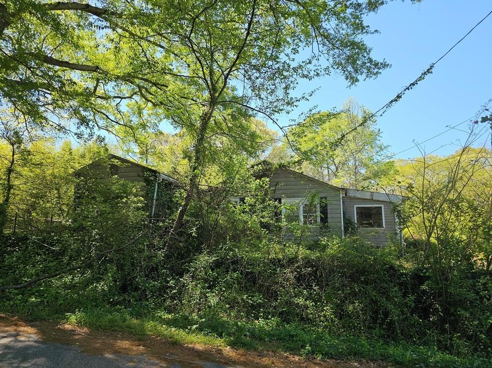 1111 Hillcrest Dr, Atlanta GA  30316-4505 exterior