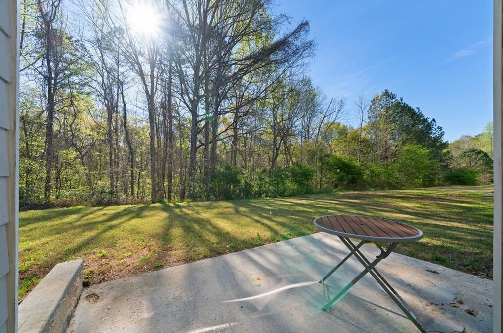 2912 Chilhowee Dr, Atlanta GA  30331-9445 exterior