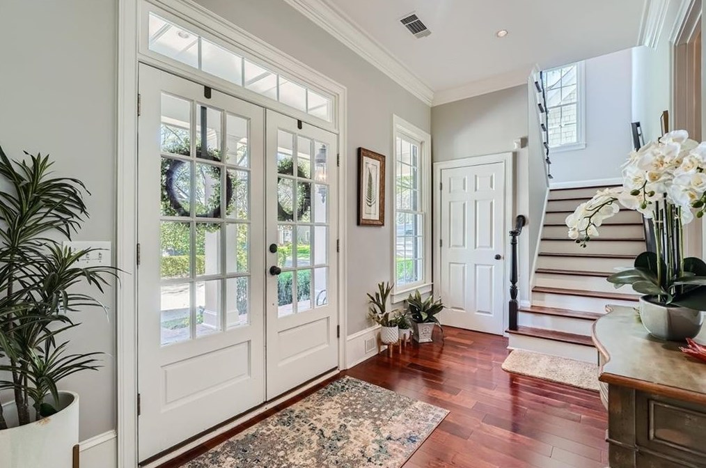 1109 Bellewood Sq, Atlanta GA exterior