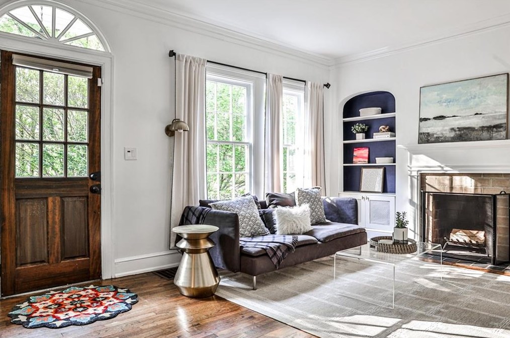 211 Missionary Dr, Decatur GA  30030-3842 exterior