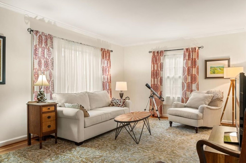 2866 Wiltshire Dr, Decatur GA  30030-4758 exterior